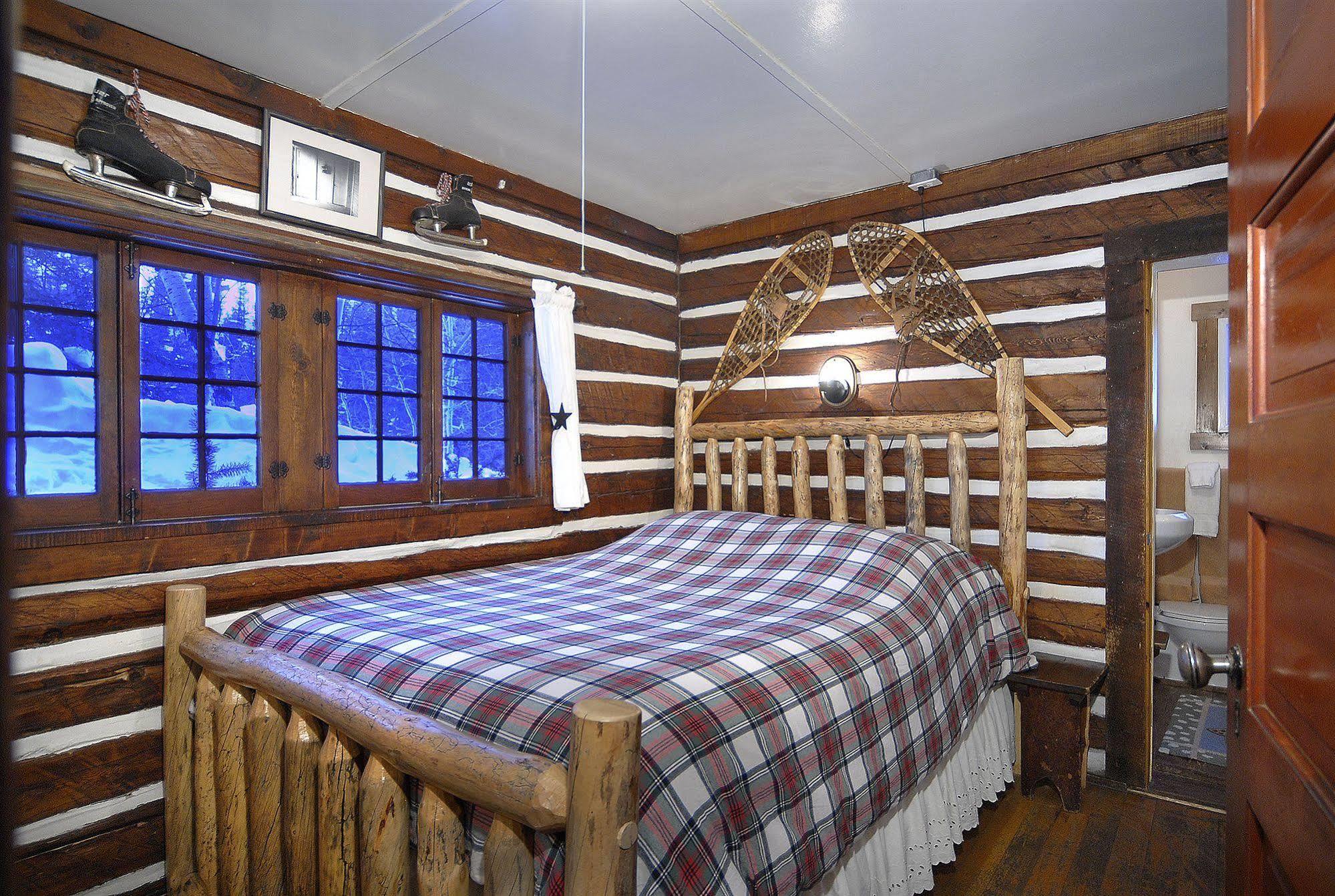 Pioneer Guest Cabins Crested Butte Exterior photo